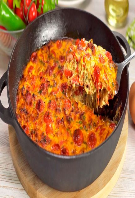 пышная и нежная фриттата с беконом и овощами