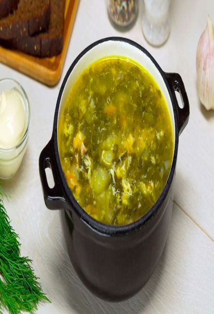 Суп из щавеля с копченой курочкой