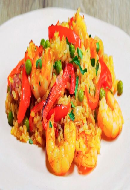 классическая паэлья с морепродуктами и колбасками
