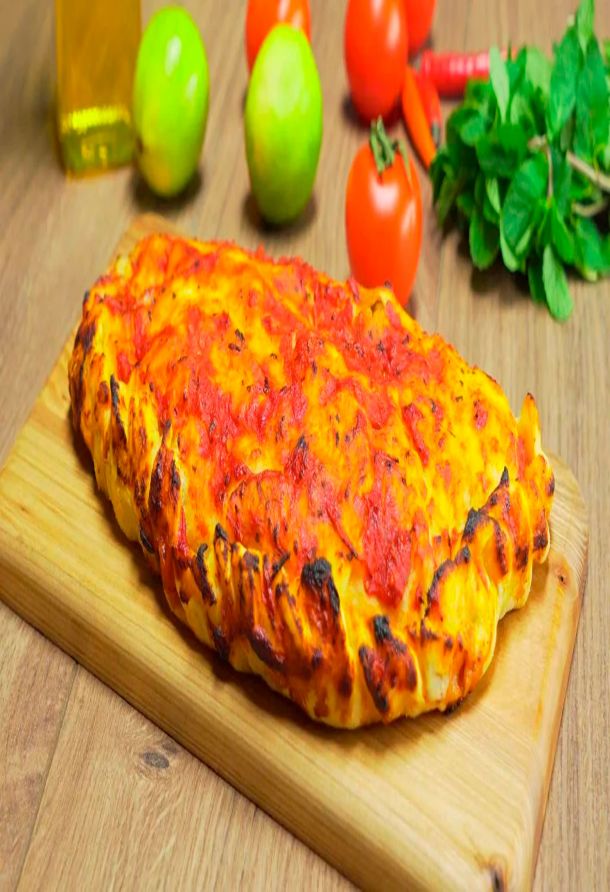Закрытая пицца Кальцоне