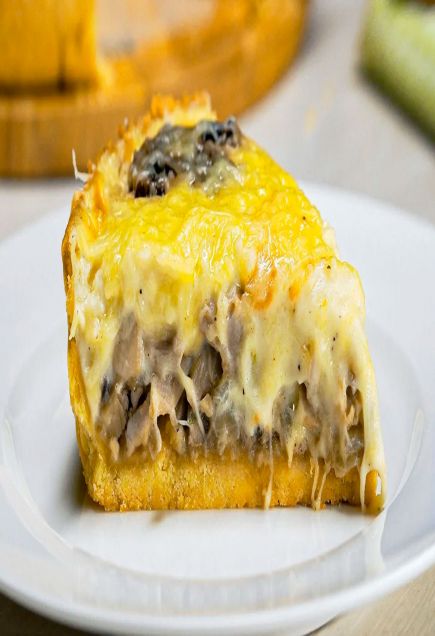 Киш с курицей и грибами