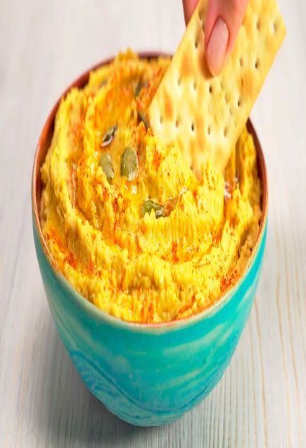 запеченный тыквенный хумус с кунжутной пастой и тмином