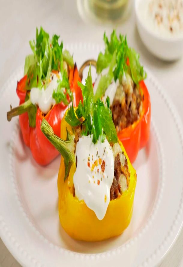 сочный фаршированный перец под сырной корочкой